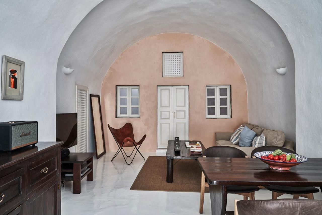 2 Bedroom Charming Villa With Outdoors Jacuzzi Megalochori  Exteriér fotografie